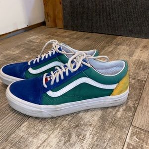 vans